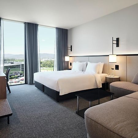 Hyatt Place Melbourne Caribbean Park Scoresby Bagian luar foto