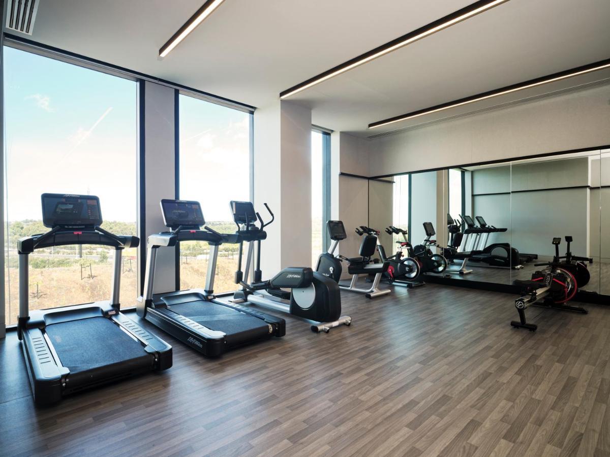 Hyatt Place Melbourne Caribbean Park Scoresby Bagian luar foto