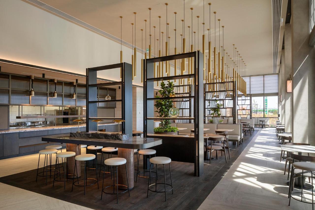 Hyatt Place Melbourne Caribbean Park Scoresby Bagian luar foto