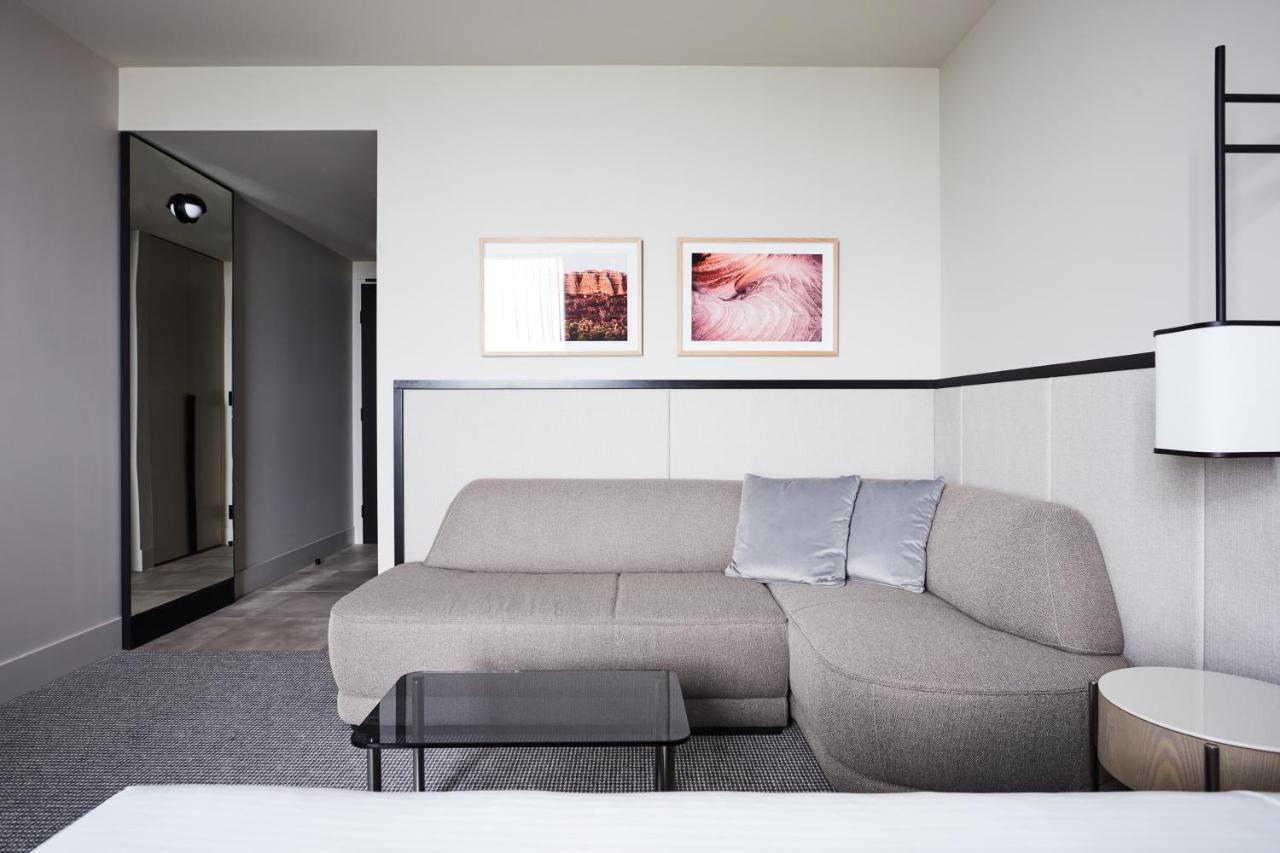 Hyatt Place Melbourne Caribbean Park Scoresby Bagian luar foto